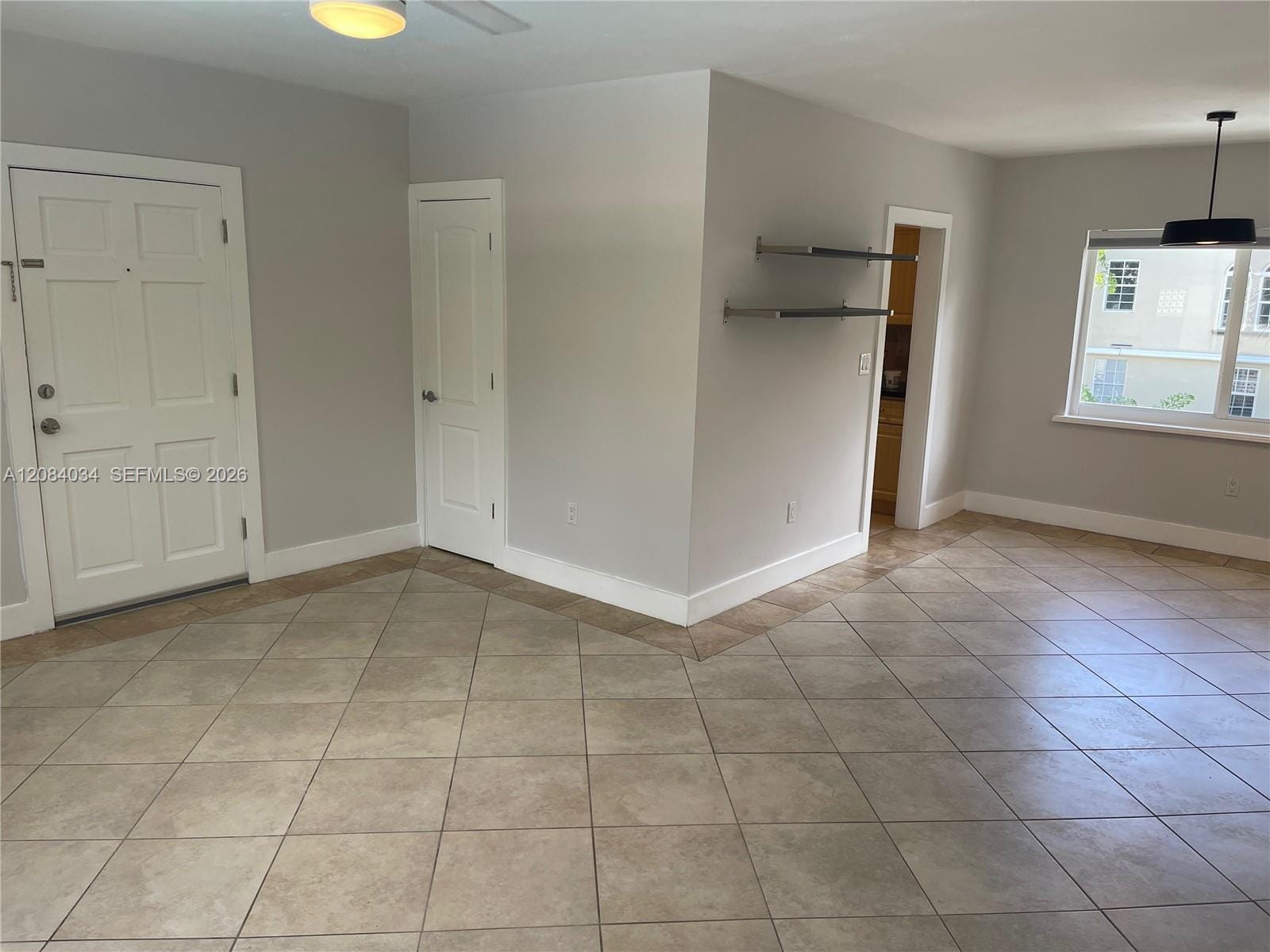125 Edgewater Drive 14 — photo 5