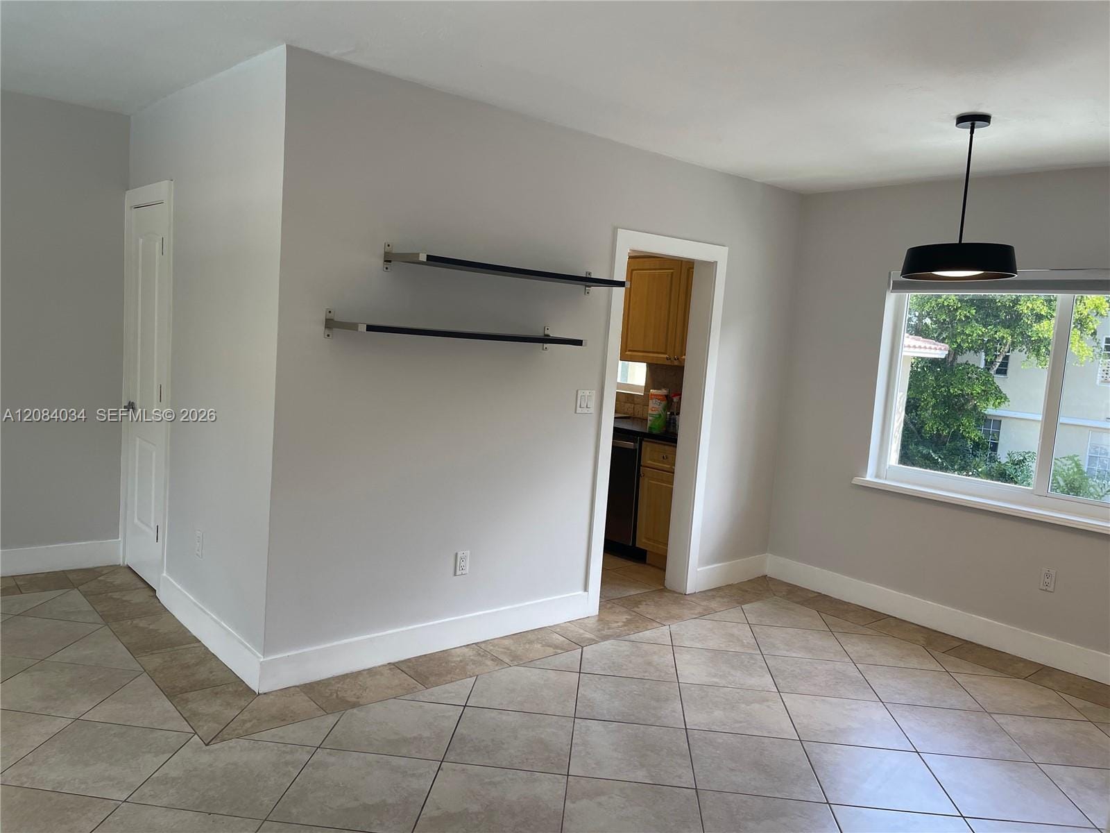 125 Edgewater Drive 14 — photo 7