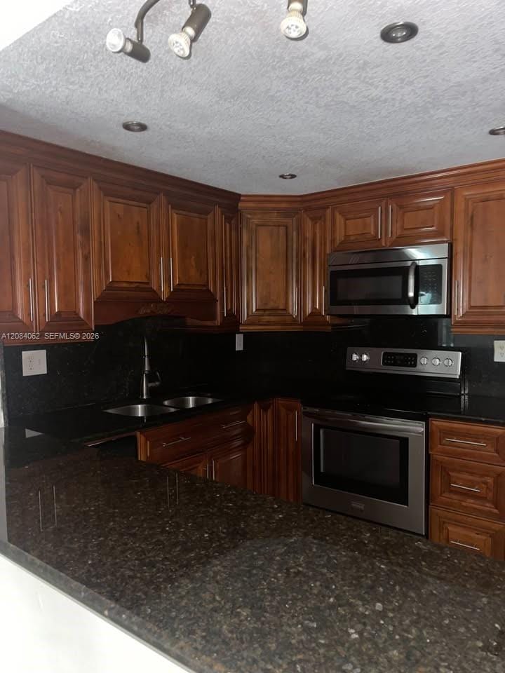 4140 NW 90th Avenue 104, Coral Springs, FL 33065 photo 5
