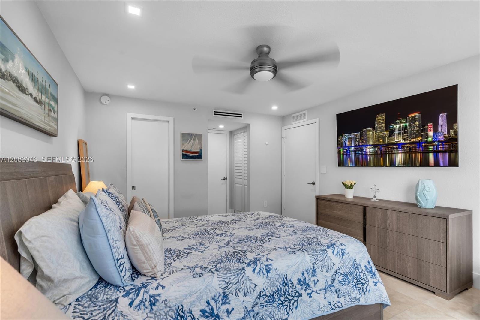 6917 Collins Avenue 706 — photo 8