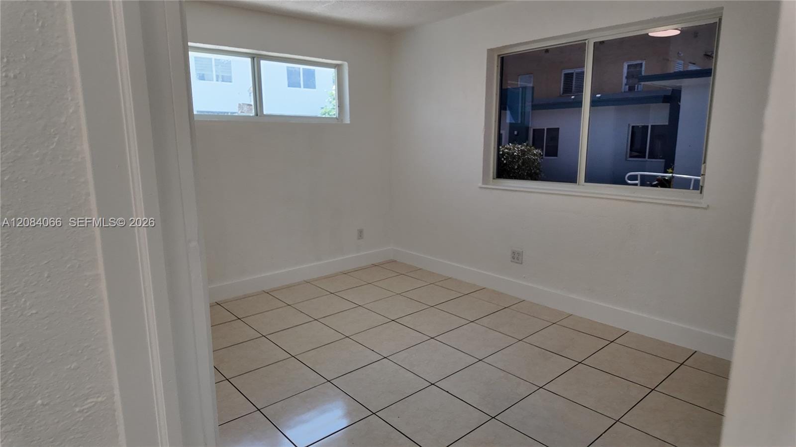 3737 NW 20th Avenue 3737 — photo 9