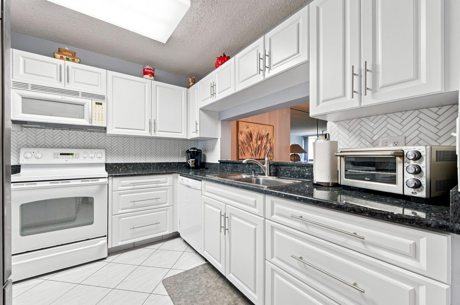 15075 WITNEY Rd #303 — photo 9