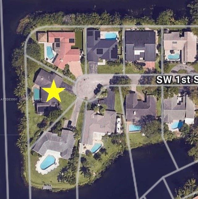 9880 SW 1st Street, Plantation, FL 33324