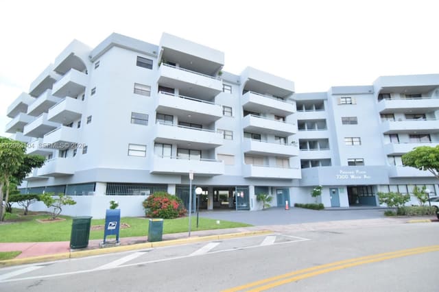 7300 Wayne Avenue 419, Miami Beach, FL 33141