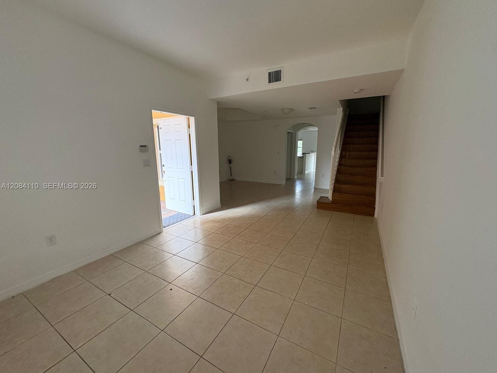 1037 SW 143rd Avenue 1305 — photo 2
