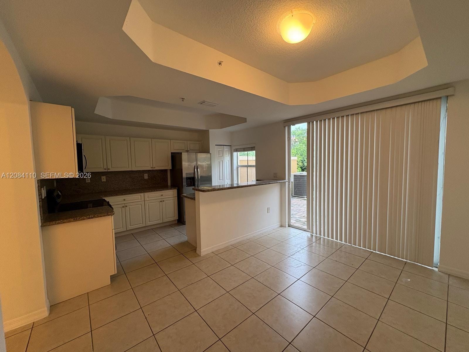 1037 SW 143rd Avenue 1305 — photo 3