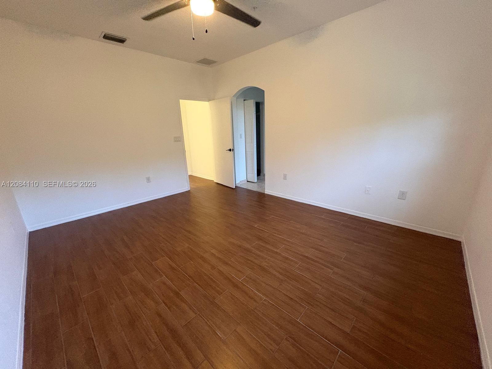 1037 SW 143rd Avenue 1305 — photo 6