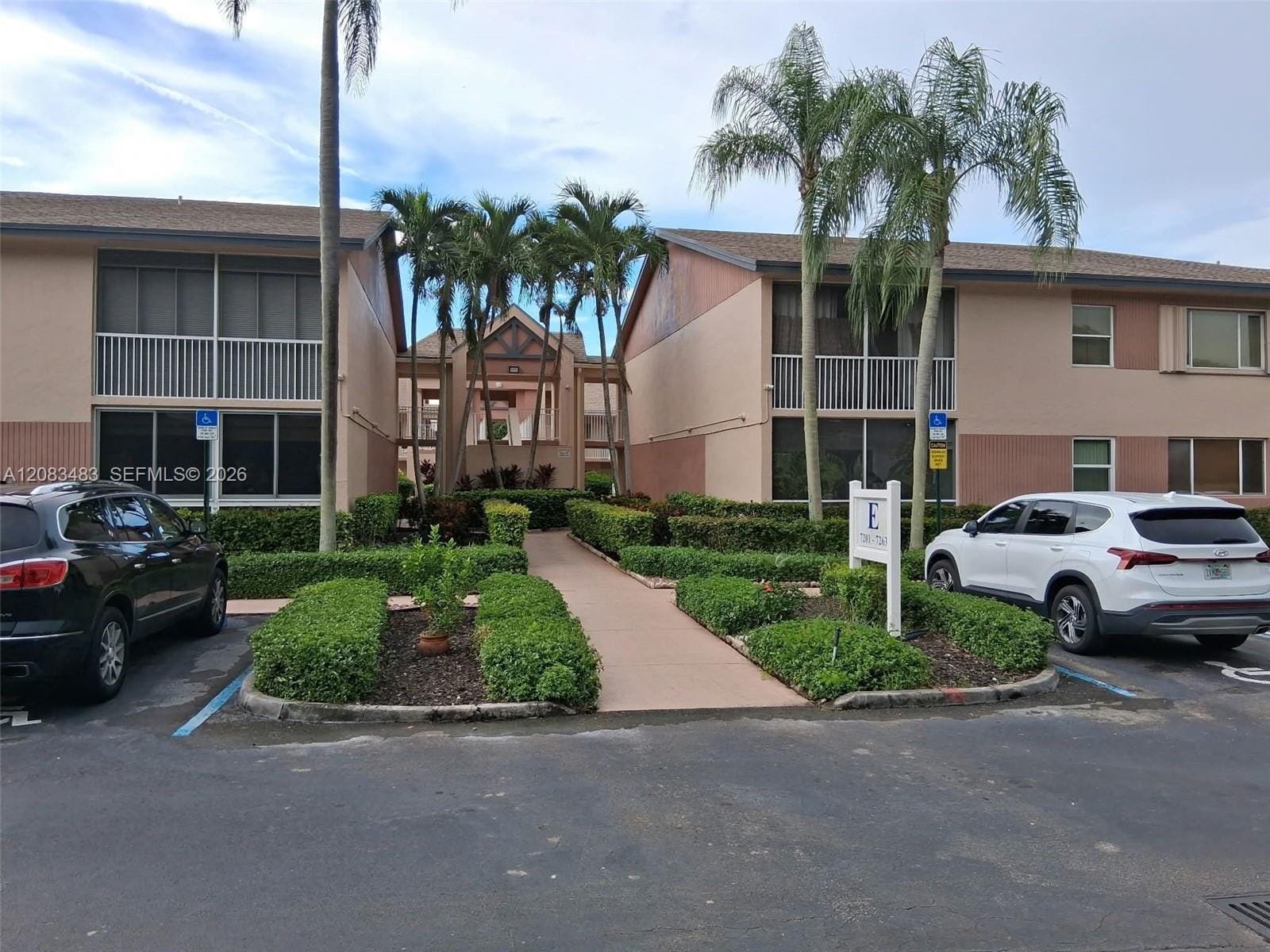 7245 S Devon Drive 112, Tamarac, FL 33321