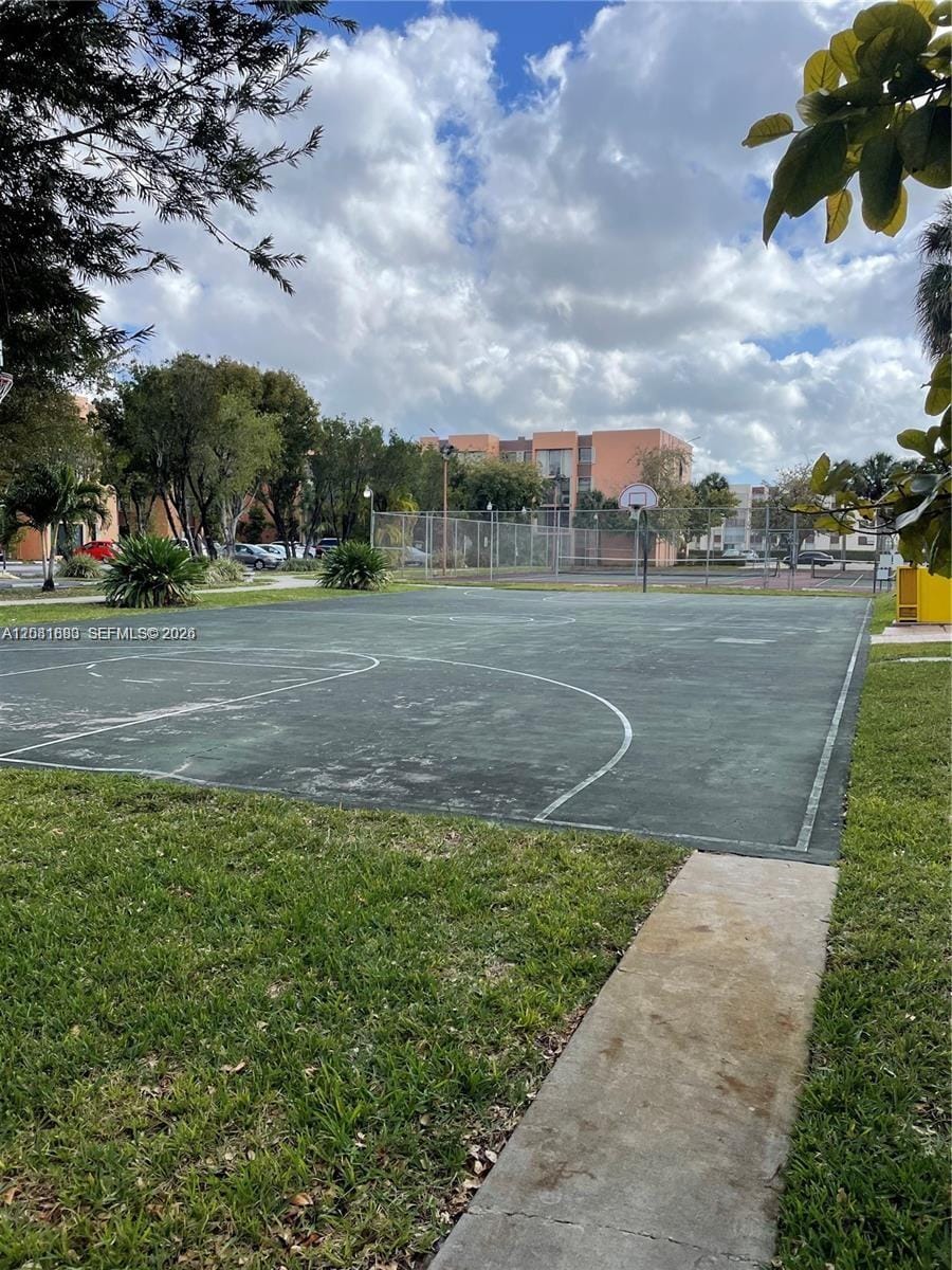 9410 W Flagler Street 410, Miami, FL 33174 photo 17