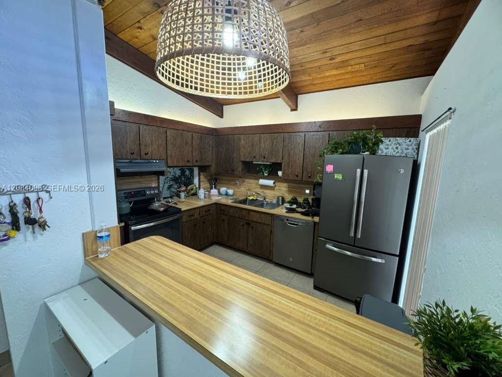 332 Briarwood Circle 2-19 — photo 8