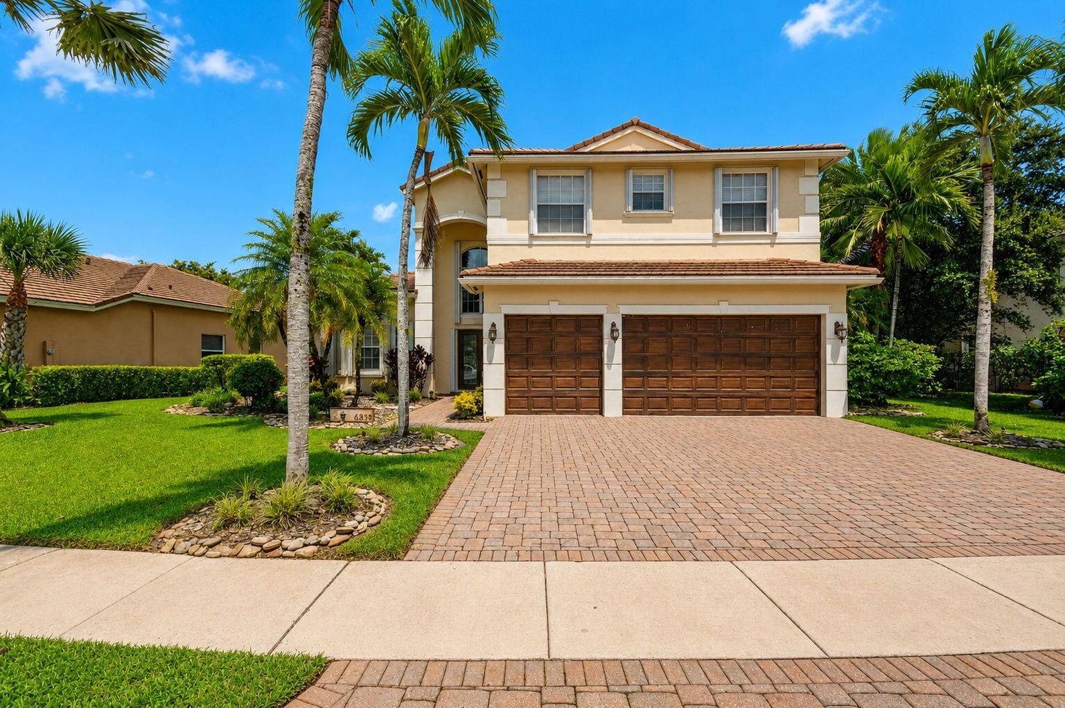 6839 Houlton Circle, Greenacres, FL 33467