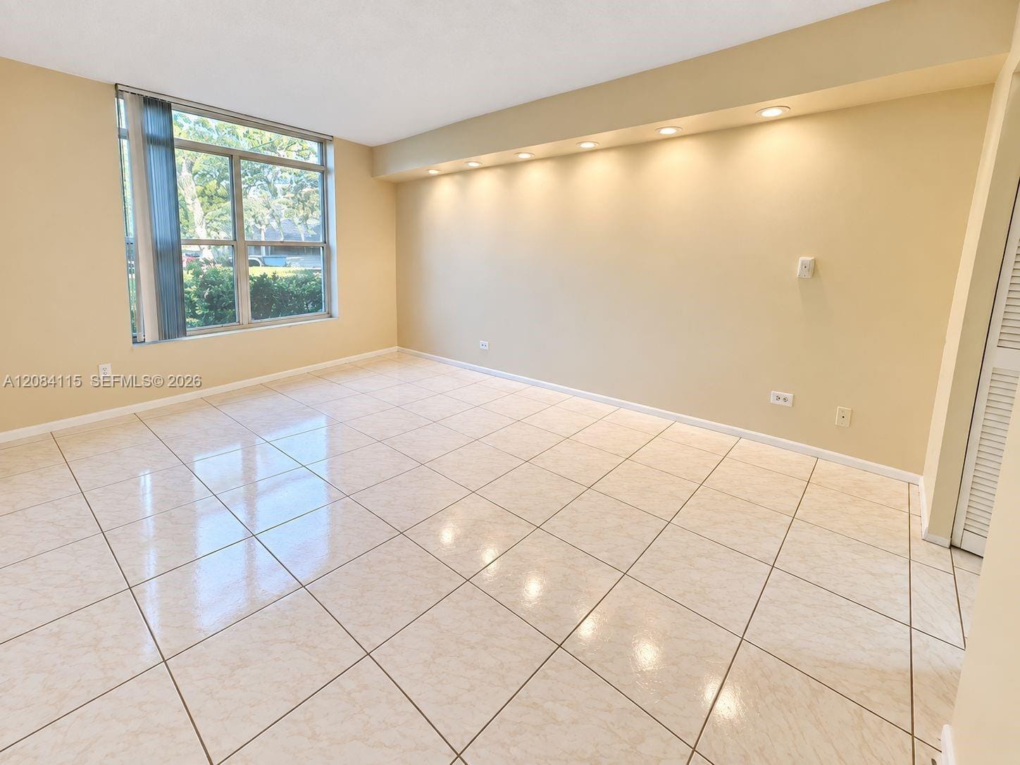 3720 Inverrary Drive 1N, Lauderhill, FL 33319 photo 26