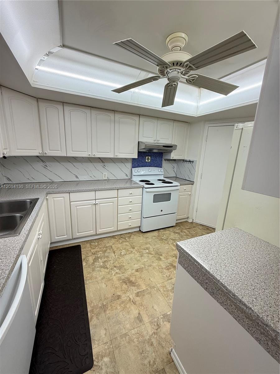 1351 NE Miami Gardens Drive 1425E — photo 3