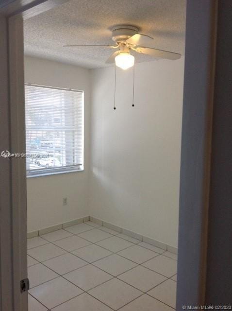 1351 NE Miami Gardens Drive 1425E — photo 9