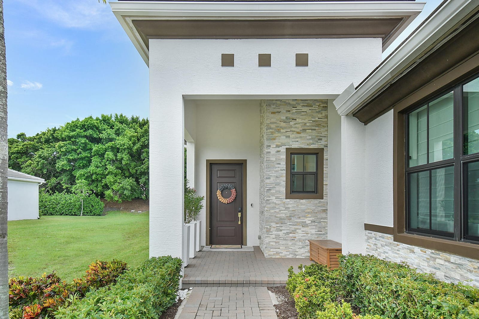 528 SE Fascino Circle SE — photo 3