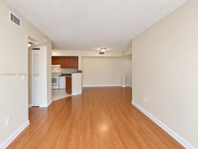 17622 NW 25th Avenue 201, Miami Gardens, FL 33056