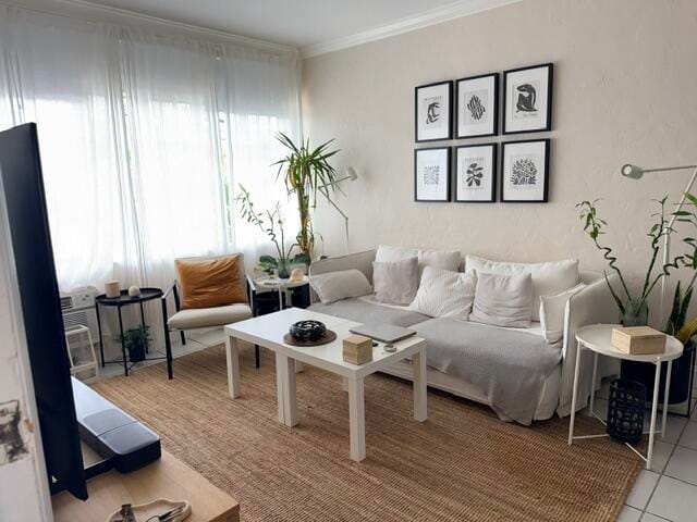 830 80th Street 5, Miami Beach, FL 33141
