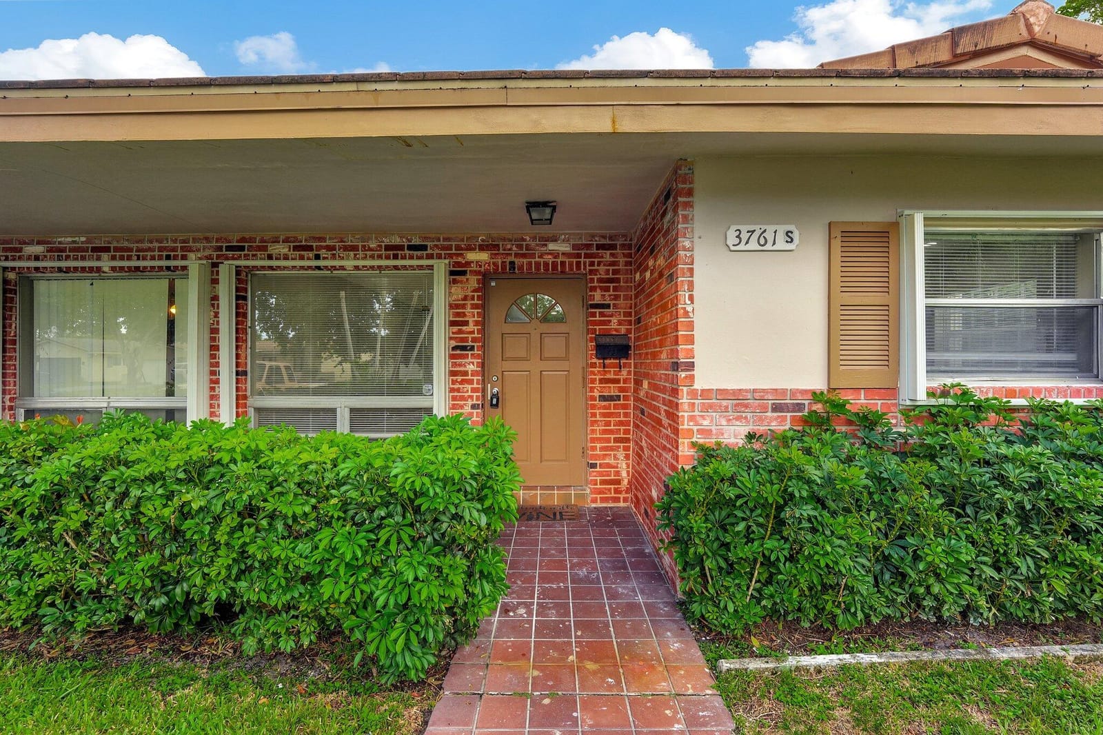 3761 NW 78TH Lane S S, Coral Springs, FL 33065