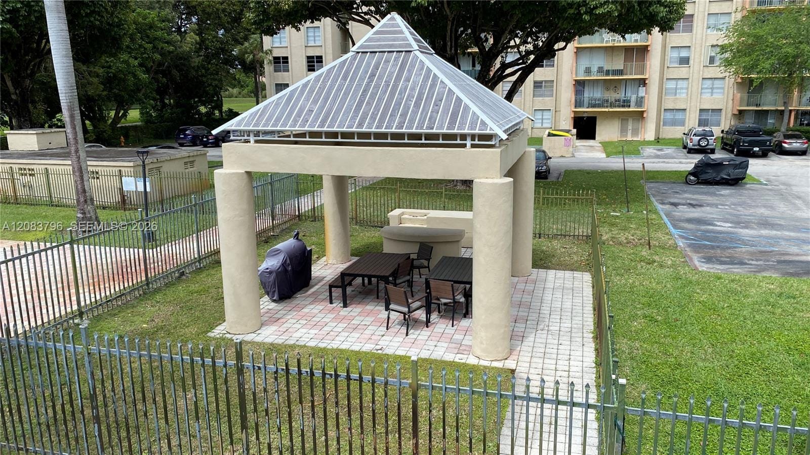 9360 Fontainebleau Boulevard 611 — photo 10