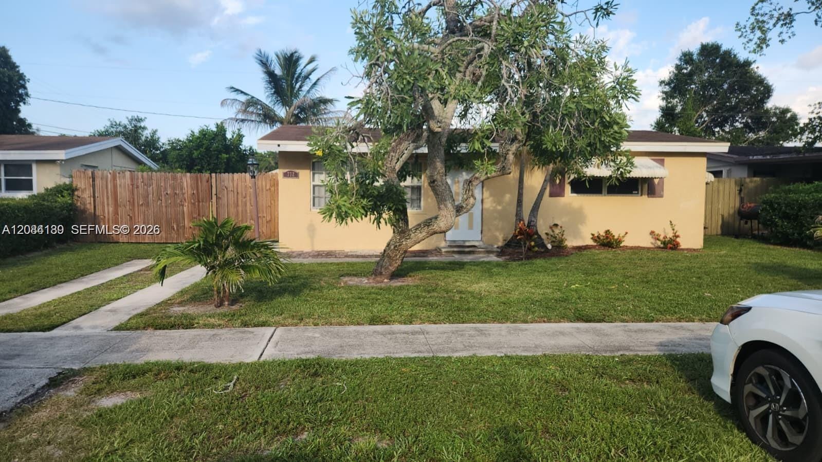 772 Gardenia Drive, Royal Palm Beach, FL 33411