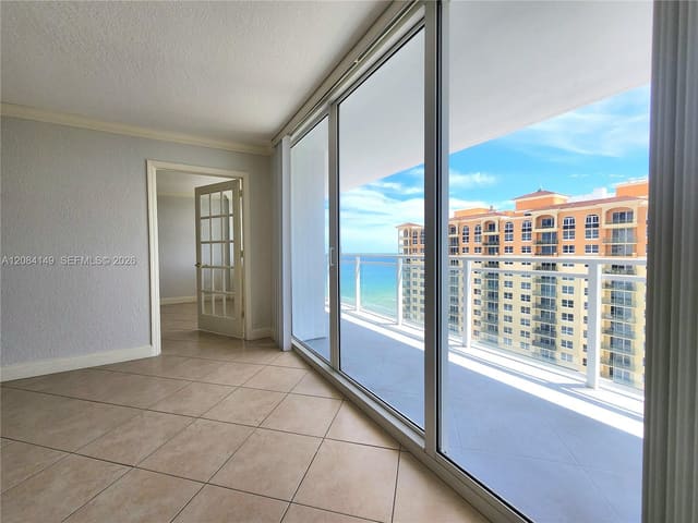 2030 S Ocean Drive 1710, Hallandale Beach, FL 33009
