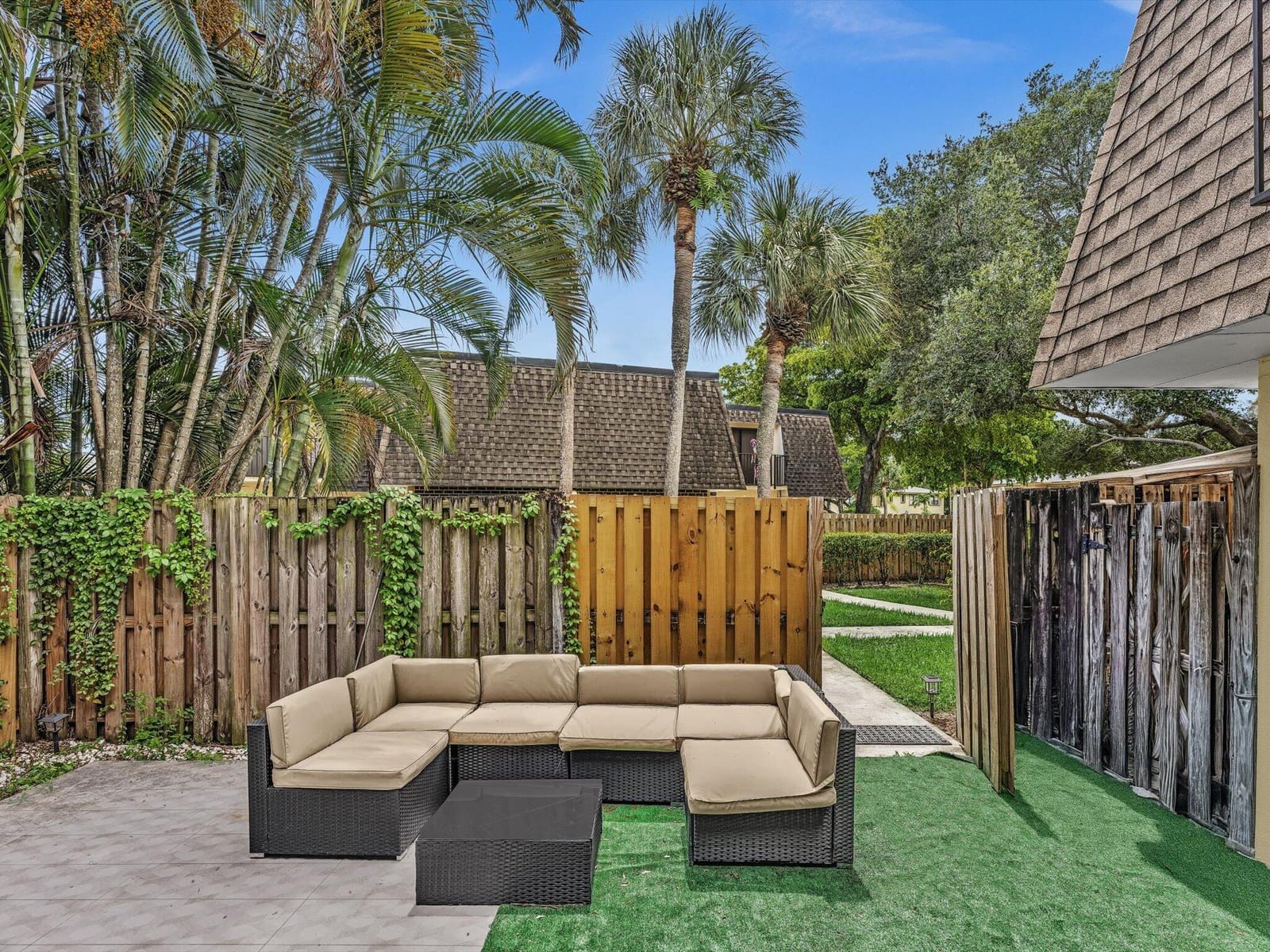 2909 SW 22ND Circle 38B — photo 9