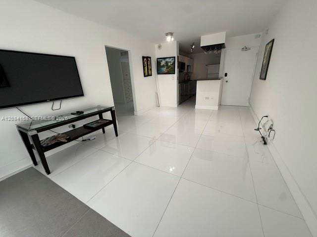 5555 Collins Avenue 4P — photo 6
