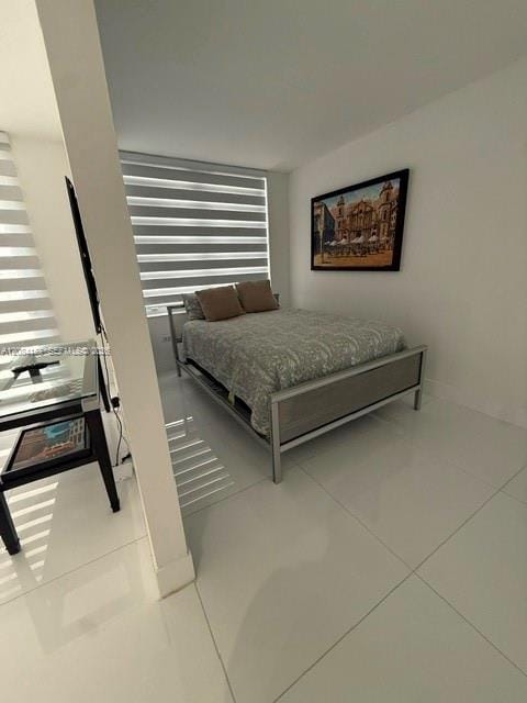 5555 Collins Avenue 4P — photo 7