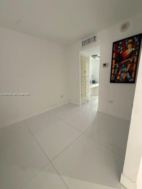 5555 Collins Avenue 4P — photo 8