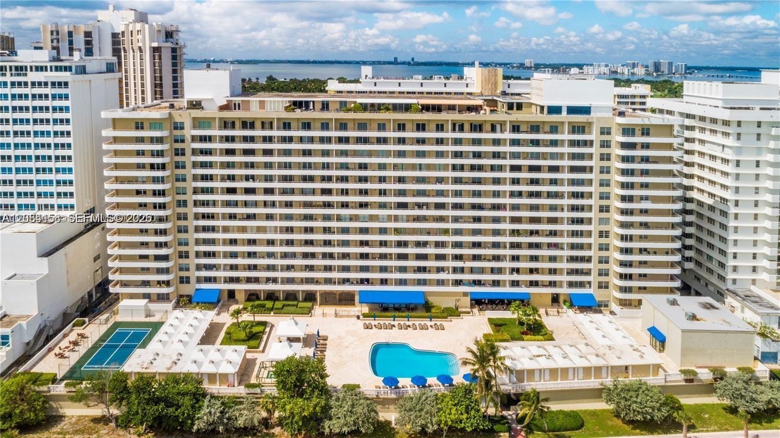 5555 Collins Avenue 4P