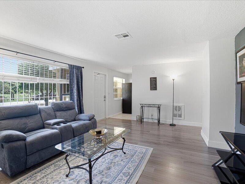 91 NE 6TH Court — photo 4