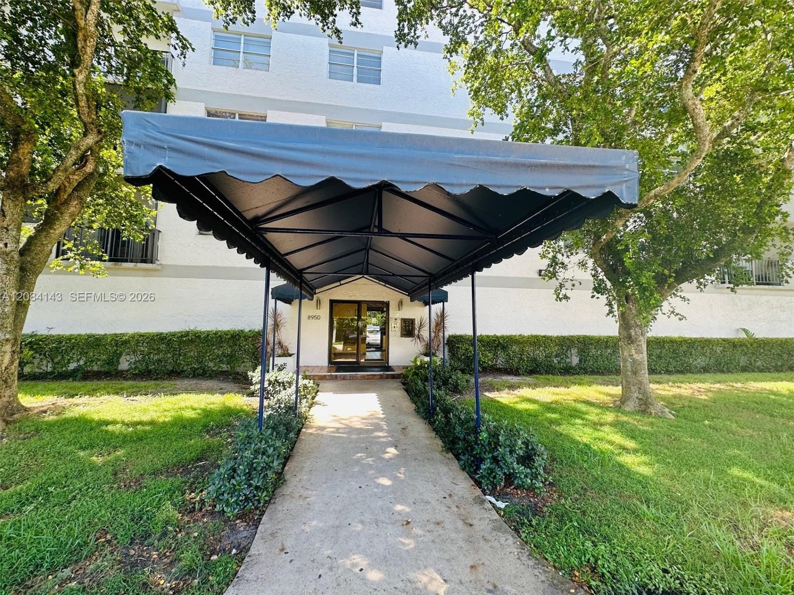 8950 NE 8th Avenue 203, Miami, FL 33138