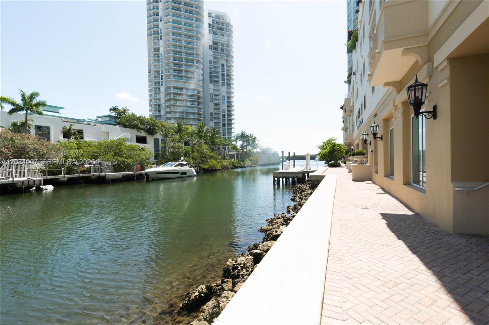250 NE Sunny Isles Boulevard TH-407