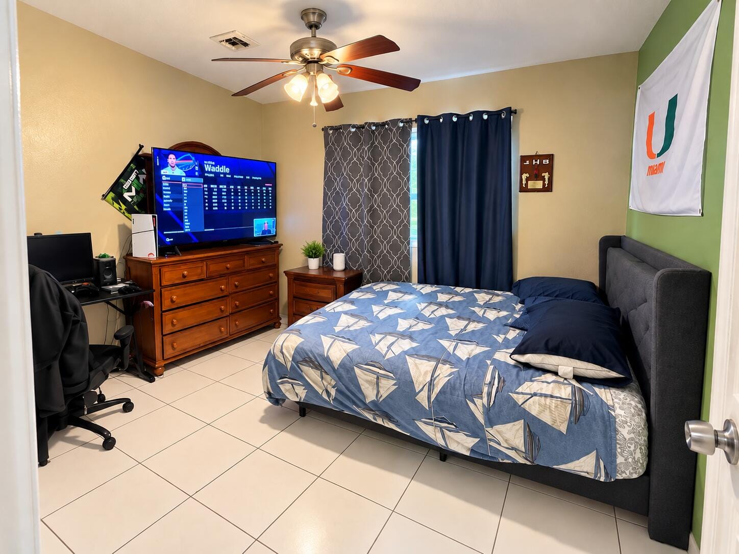 70 NE 174TH Drive, North Miami Beach, FL 33162 photo 13