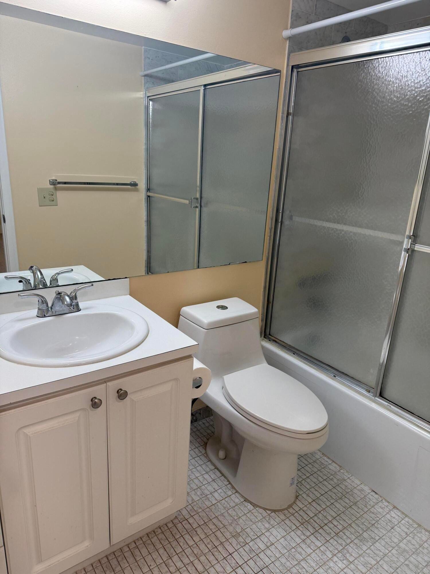 830 S HOLLYBROOK Drive 204, Pembroke Pines, FL 33025 photo 14