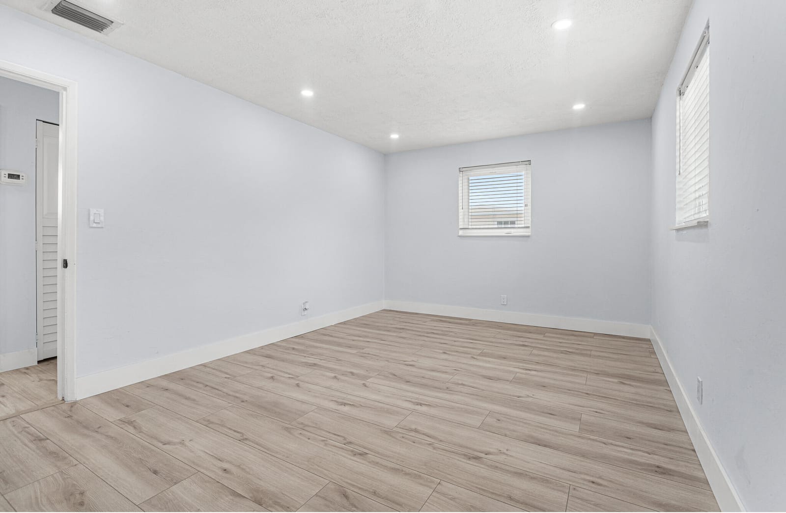 160 NE 60TH Street, Oakland Park, FL 33334 photo 24