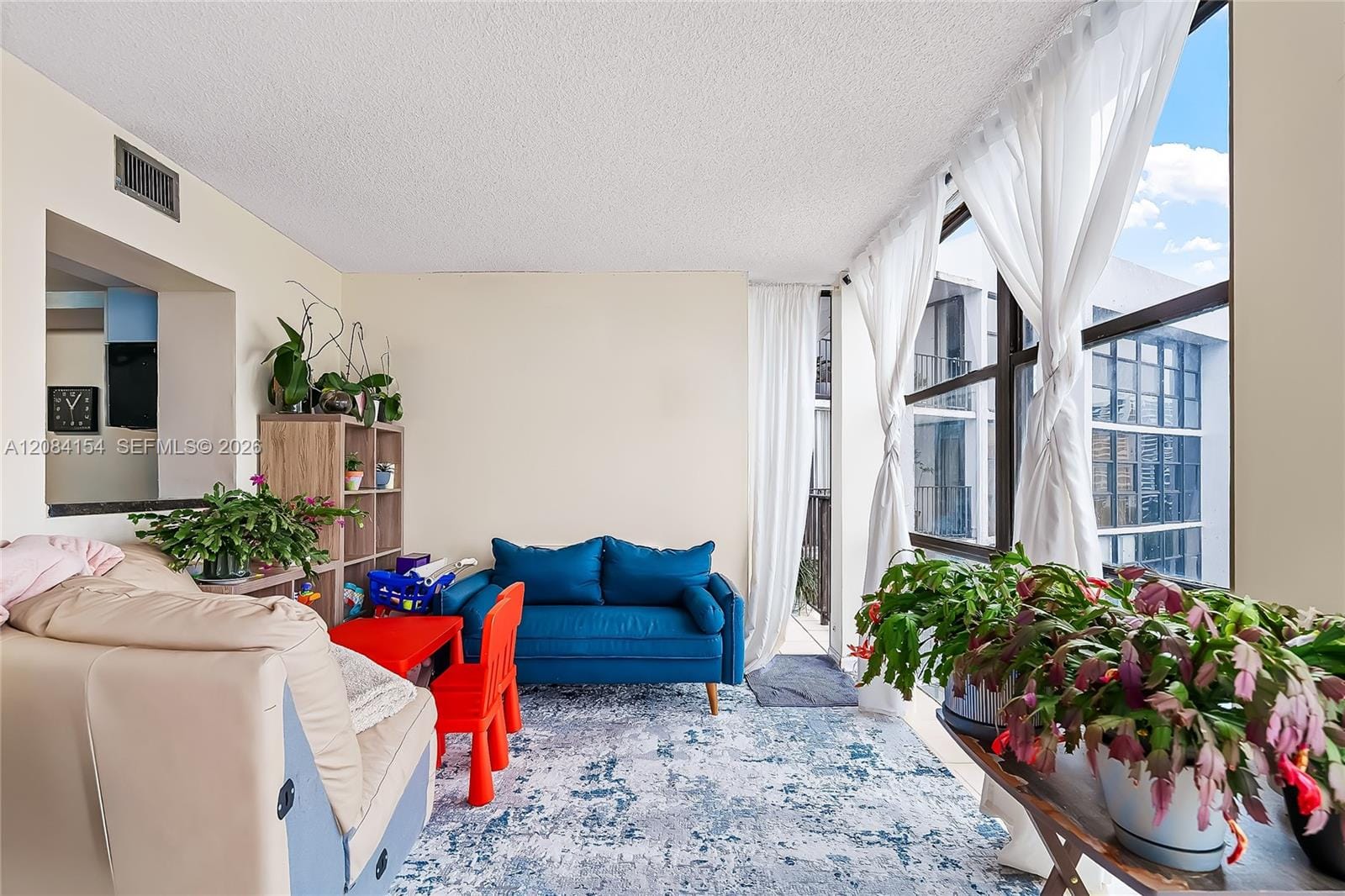 800 Parkview Drive 901 — photo 11