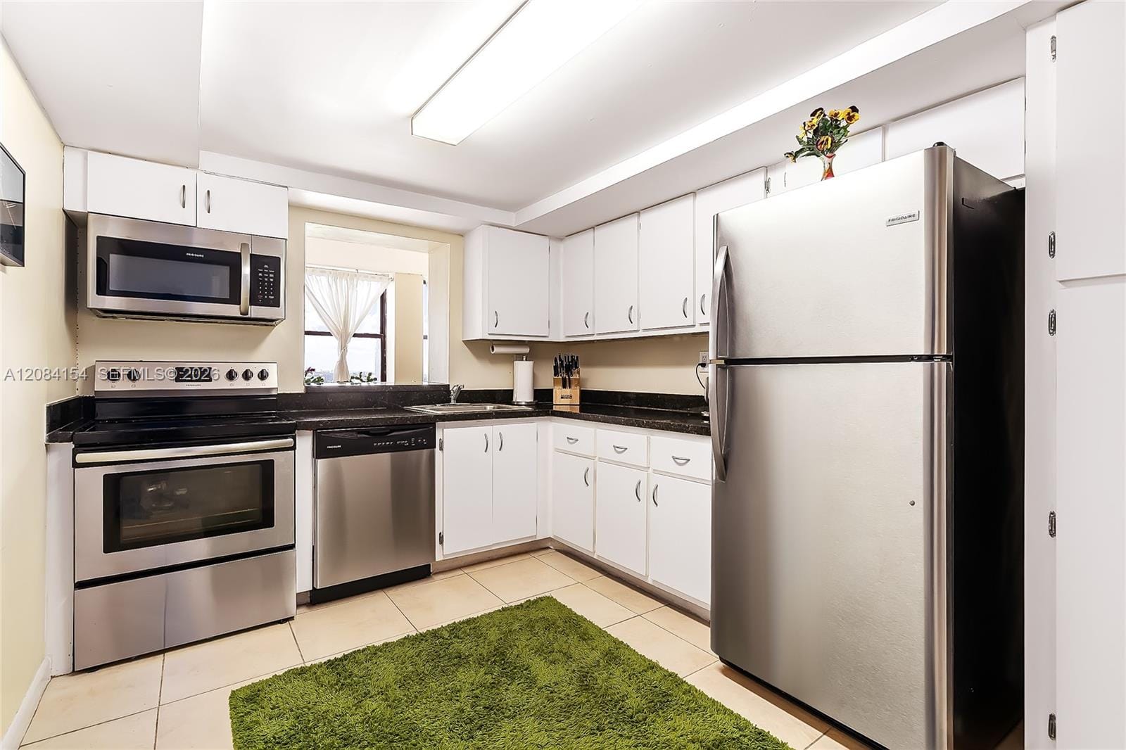 800 Parkview Drive 901 — photo 5