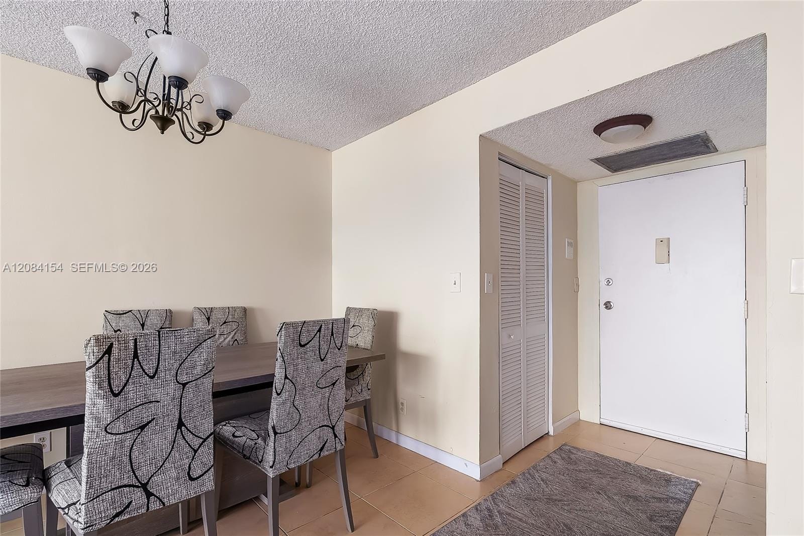 800 Parkview Drive 901 — photo 8
