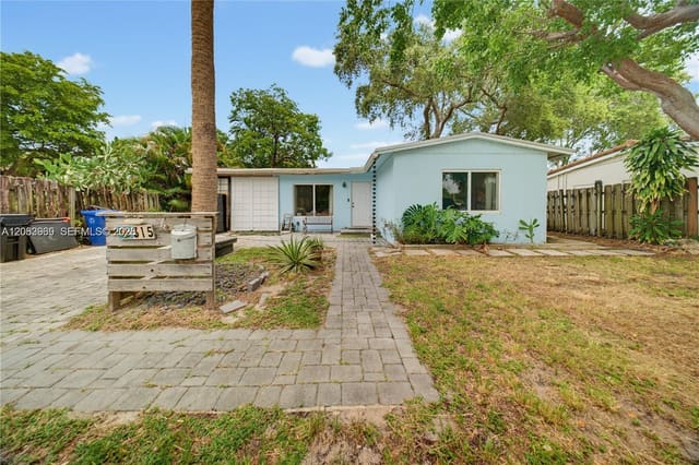315 SW 19th Street, Croissant Park Park Secti, Fort Lauderdale, FL