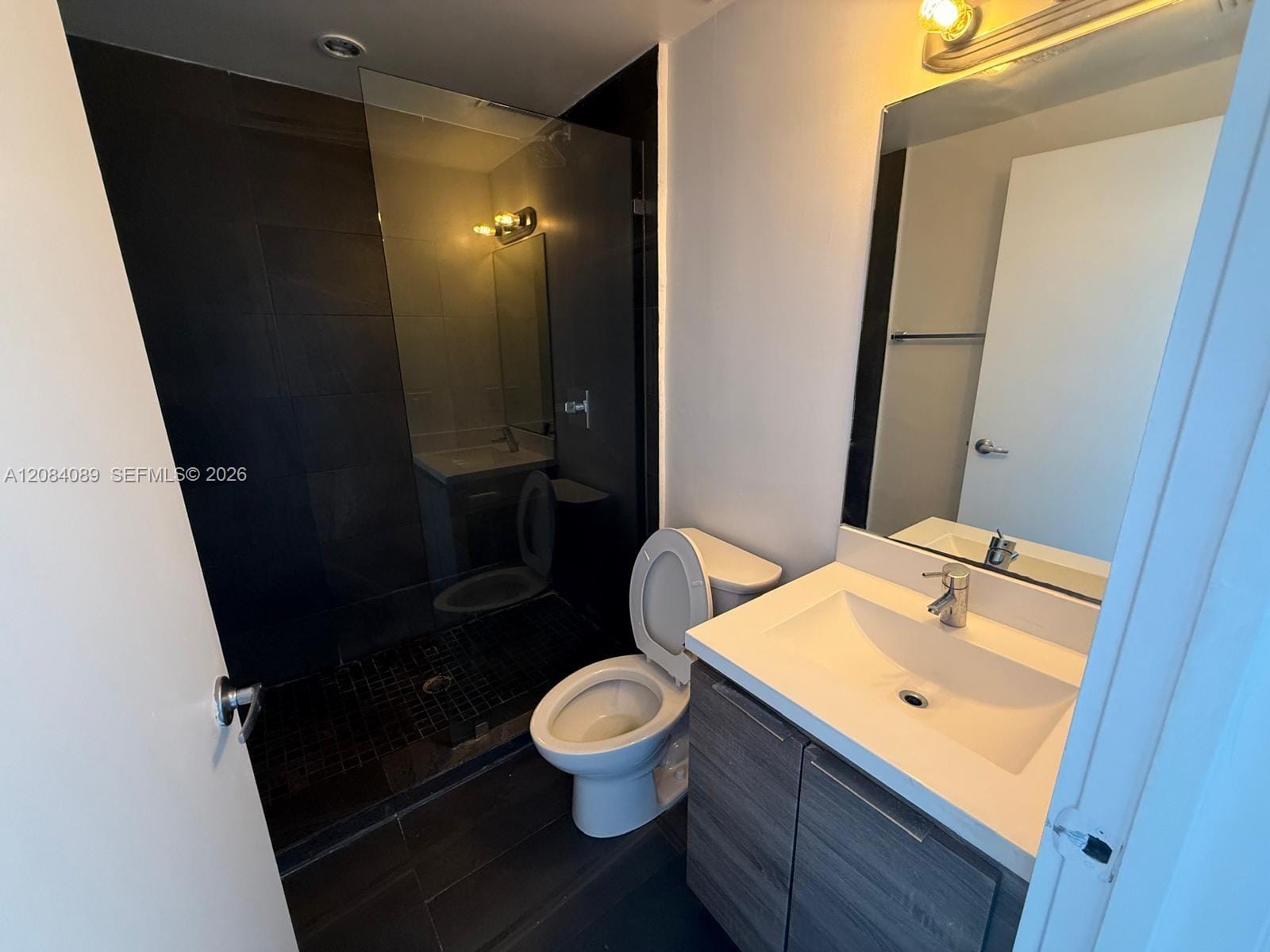 1450 Meridian Avenue 202 — photo 9