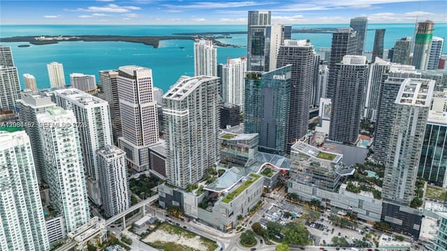 68 SE 6th Street 1605, Miami, FL 33131