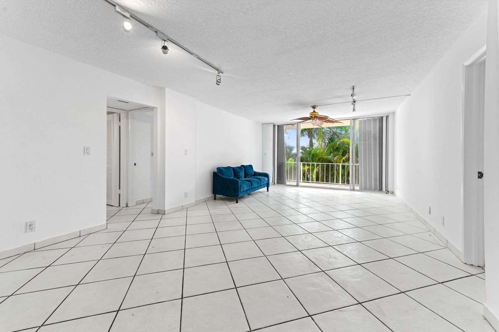 3575 S OCEAN Boulevard 309, South Palm Beach, FL 33480 photo 2