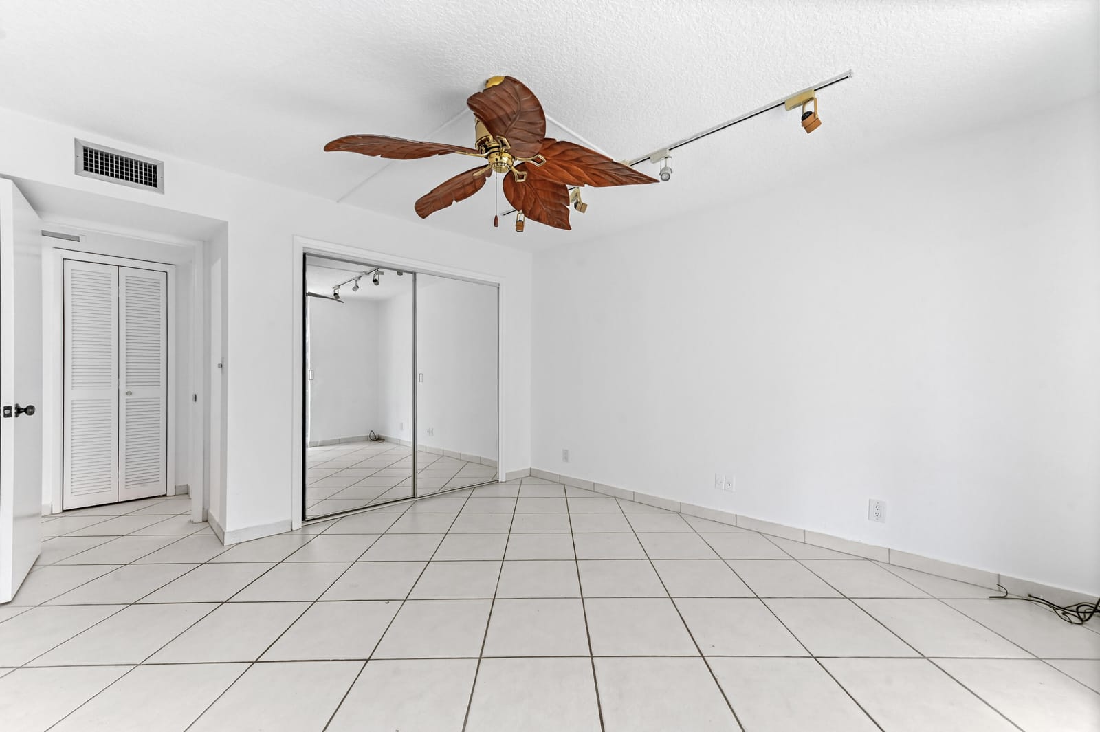 3575 S OCEAN Boulevard 309, South Palm Beach, FL 33480 photo 15