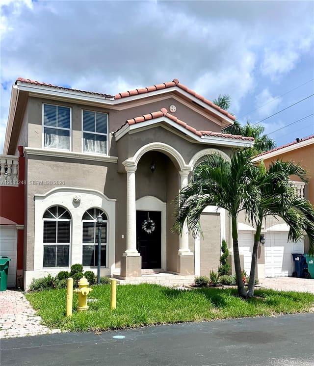 10809 NW 51st Trail, Doral, FL 33178