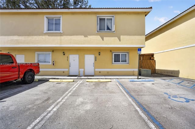 8351 NW 99th Street C-5, Hialeah Gardens, FL 33016
