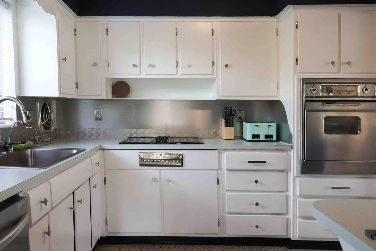 2355 NE 4TH Street, Pompano Beach, FL 33062