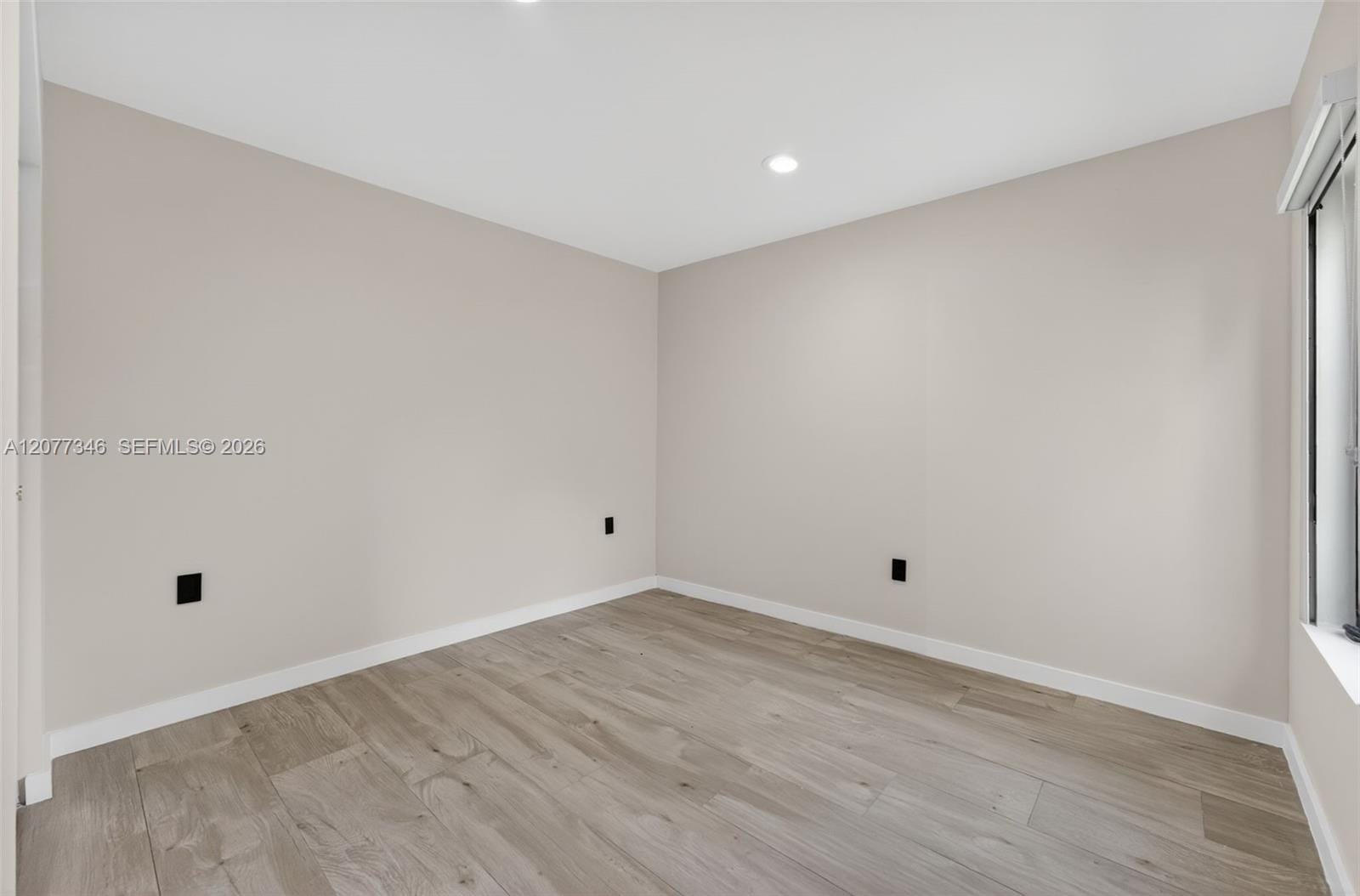 11 NE 51 A — photo 9
