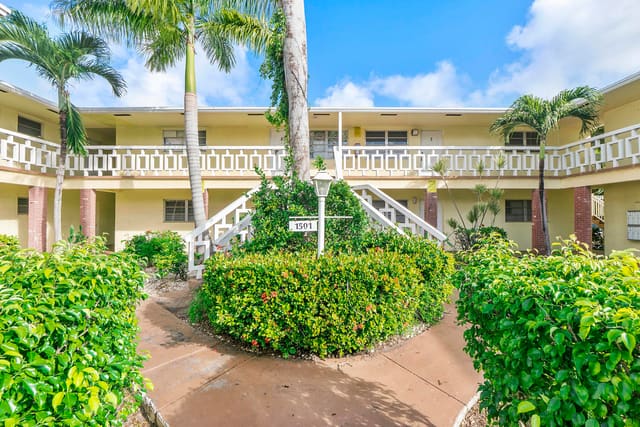 1501 ARTHUR Street 5, Hollywood, FL 33020