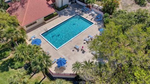 402 SEA OATS Drive E, Juno Beach, FL 33408 photo 8